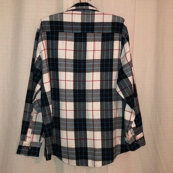 NorthwestโTerritoryย XL Button Front White Black Blue Red PlaidโShirt - Picture 2 of 12